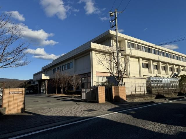 トレンタ・ノーベの周辺