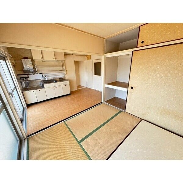 マンション東花園の内装