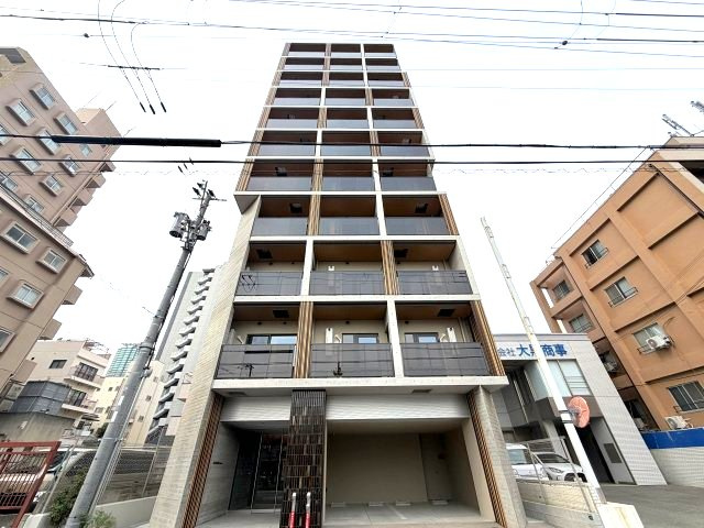 MAISHIN神戸三宮EASTの外観
