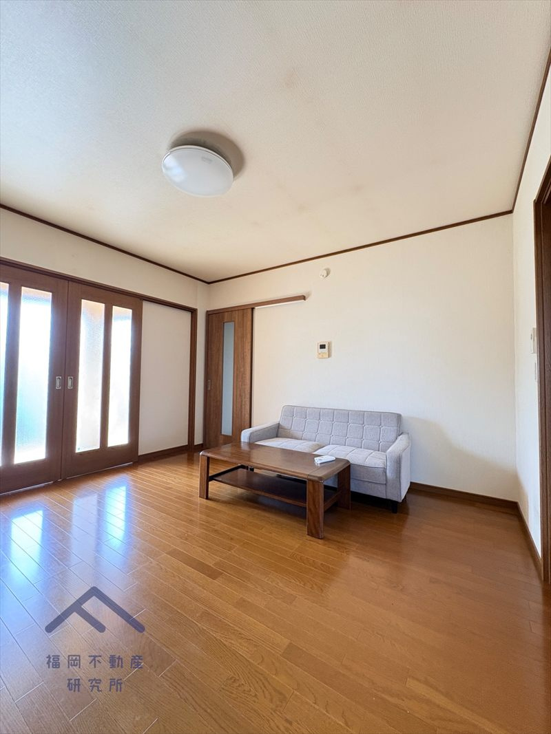 春日市惣利3丁目戸建ての居間・リビング