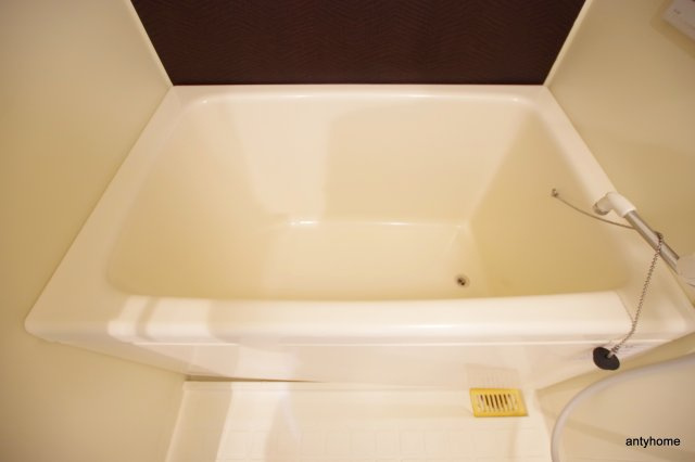 アスール江坂 仲介手数料無料の浴室