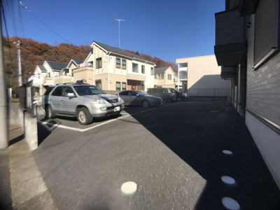 【駐車場】 | ファンテーヌ黒川(ファンテーヌクロカワ)