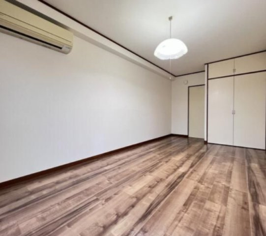 シームカトレの寝室