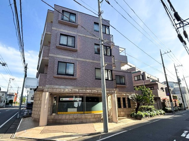 ウイングストリーム氷川台コートの外観|有楽町線・副都心線「氷川台」駅徒歩6分 小中学校や保育園、城北中央公園も近く子育てしやすい住環境です♪