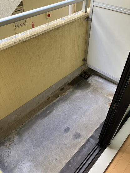 【バルコニー】