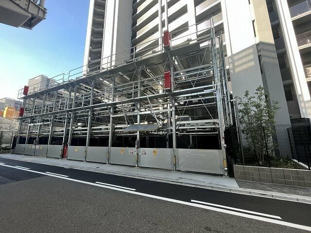 オープンレジデンシア名駅南グランアートの駐車場
