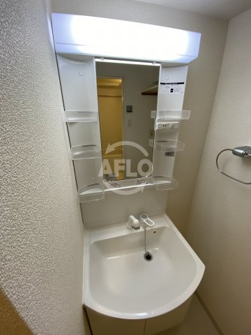 レジデア西本町の独立洗面台|レジデア西本町　独立洗面化粧台