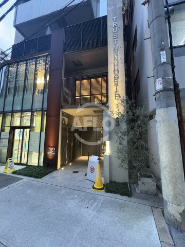 Trustman Horie　堀江小学校区のエントランス|Trustman　Horie（トラストマンホリエ）　エントランス