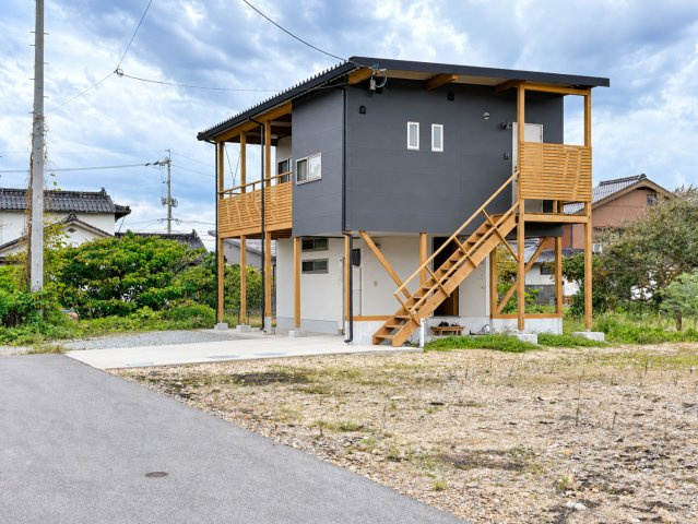 米子市富益町　KK借家（住宅付店舗戸建て）の外観
