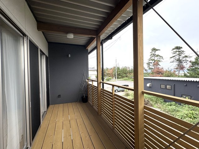 米子市富益町　KK借家（住宅付店舗戸建て）のバルコニー