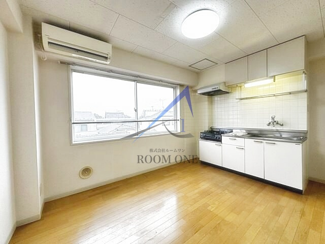 クレーテ篠崎Ⅰの居間・リビング|洋室のお部屋です。