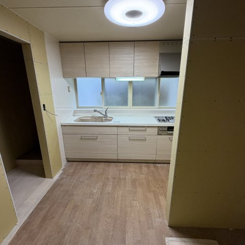 登別市新川町4丁目21-1戸建のキッチン