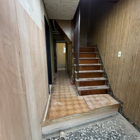 登別市新川町4丁目21-1戸建の玄関