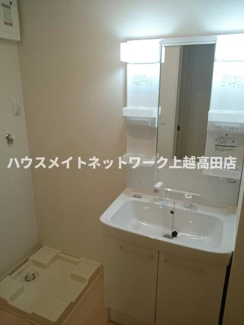 シエロ・アズールⅡの洗面所|洗髪洗面化粧台