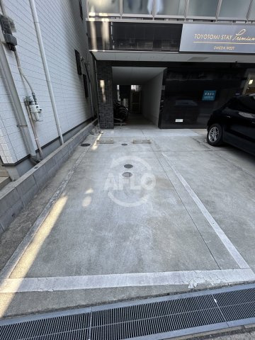 TOYOTOMi STAY Premium 梅田西の駐車場|UMEDA ISLAND RESIDENCE　駐車場