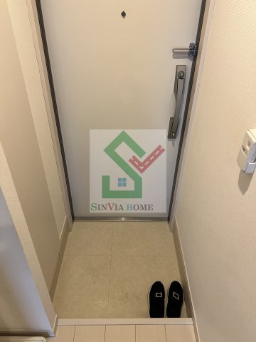 リブリハイラスの玄関