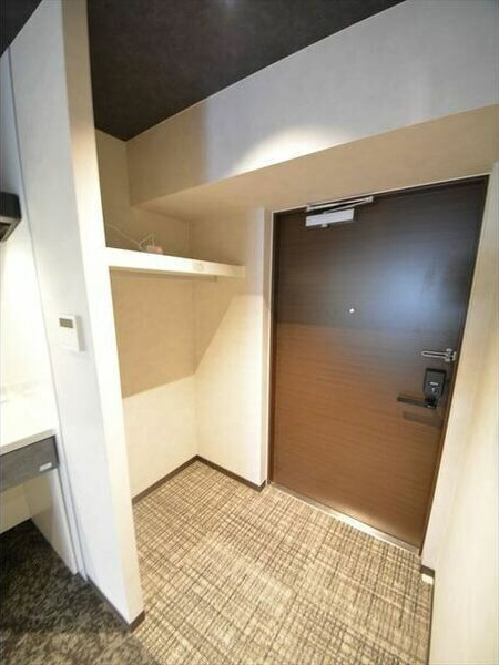 T’s Residence Nagoyaの玄関