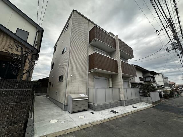 エスポワール前原西の外観
