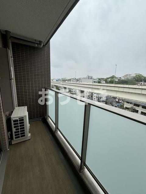 アイルＹＯＫＯＨＡＭＡ関内のバルコニー
