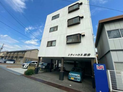 シティハウス都倉の外観