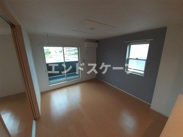ライフエリートⅠの居間・リビング|高崎、前橋のお部屋探しはエンドスケープまで！お客様の理想お聞かせ下さい♪