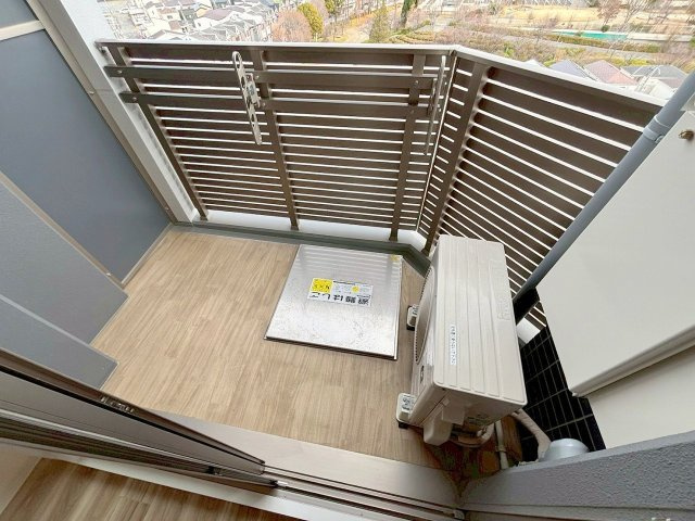 プレサンスブルーム東三国のバルコニー