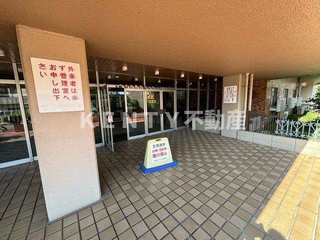 【エントランス】 | 大森永谷マンション C | 清潔なエントランスです