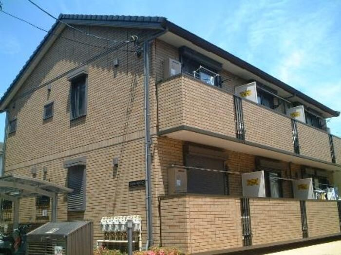 ファミーリエ　Ｂ・Ｃ　Ｃの外観
