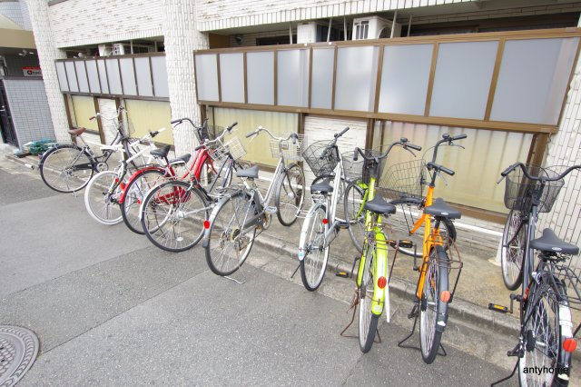 シャトレ豊津Ⅰ　仲介手数料無料の駐車場