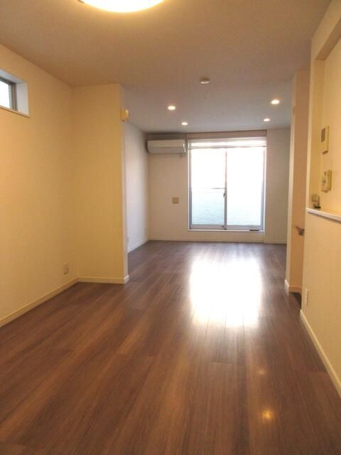 田園調布本町貸家の居間・リビング