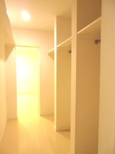田園調布本町貸家の収納