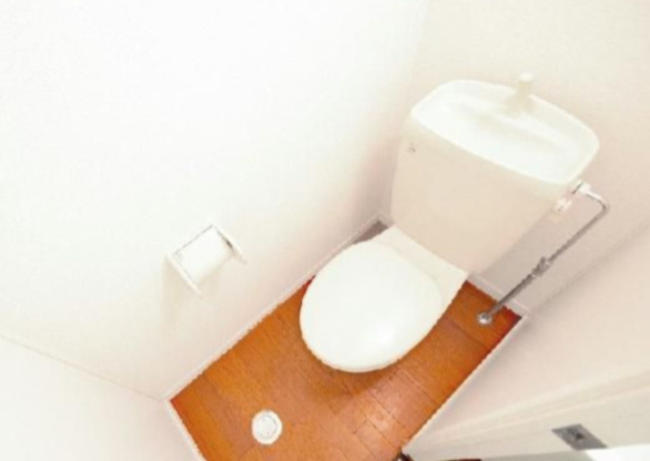 レオパレスシマダのトイレ