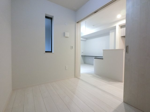 アーバングランデ市川の洋室
