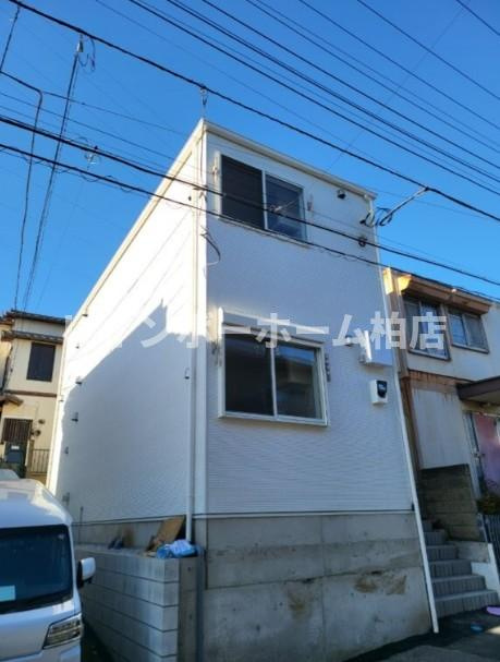 特典：仲介手数料が50％OFFです‼のエントランス|毎日通るエントランスはこのようになっています