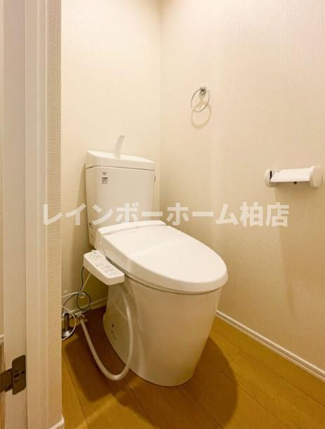 特典：仲介手数料が50％OFFです‼のトイレ|ゆったりとした空間のトイレです