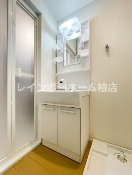 特典：仲介手数料が50％OFFです‼の洗面所|コンパクトで使いやすい洗面所