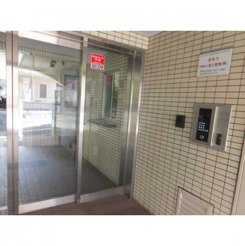 ビリジアン目白のエントランス