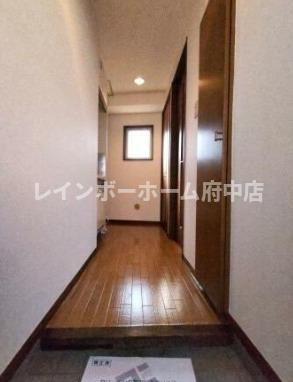 プラザ聖蹟の玄関