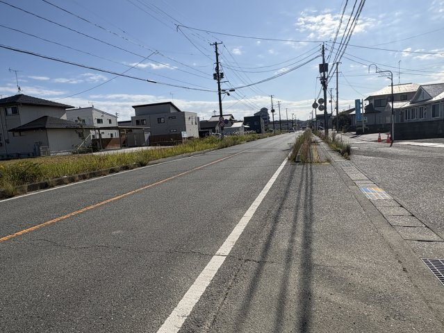 錦町上中田 新築一戸建ての前面道路含む現地写真