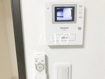 【セキュリティ】 | レスパス | モニター付きインターホンです。