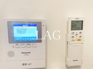 【セキュリティ】 | ラルーチェ平井 | モニター付きインターホンです。