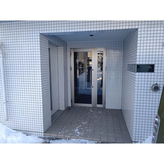 【エントランス】グランディールN9