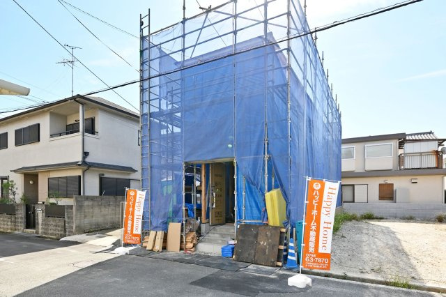 テラシエ鈴原町6丁目新築一戸建て│3LDK+駐車1台可の外観|現地の陽当たりや周辺環境をじっくりご確認いただけます。完成後の暮らしをイメージしながら、実際の街並みや生活環境もあわせてご覧ください