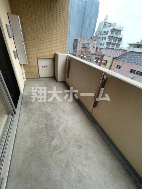 レジディア町屋のバルコニー