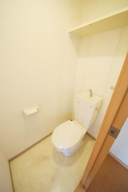 ラ・カーサ・ヴェルデのトイレ|※別部屋参考写真