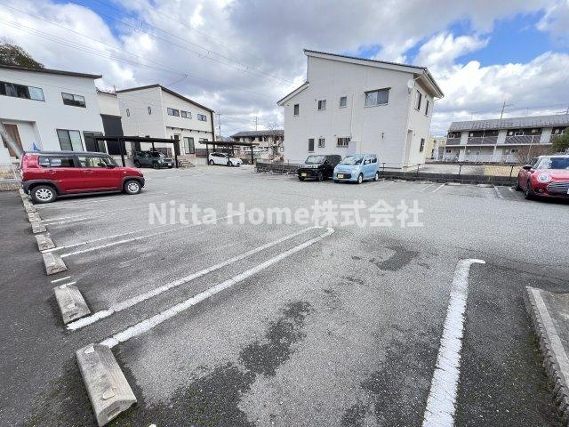 エスポらくらく物件入力物件名寄せ 物件名１必須ワール　Bの駐車場|敷地内に駐車場も完備◎