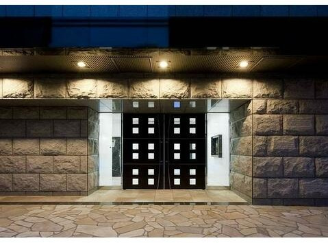 グランド・ガーラ新横浜Northのエントランス
