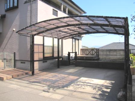 【駐車場】