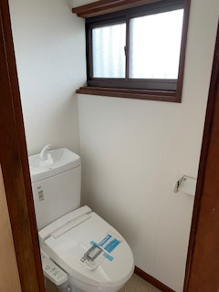 千葉市中央区祐光１丁目のアパートのトイレ|ゆったりとした空間のトイレです