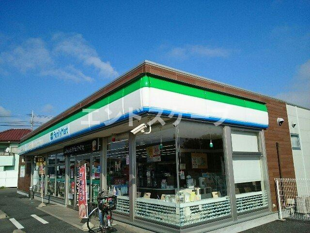 カーサ　フォンタナの周辺|ファミリーマート藤岡七丁目店まで140m
高崎、前橋のお部屋探しはエンドスケープまで！お客様の理想お聞かせ下さい♪